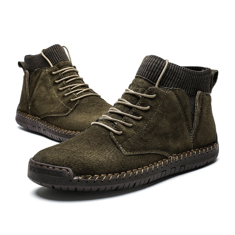 Comfortable Lac-Up Boots